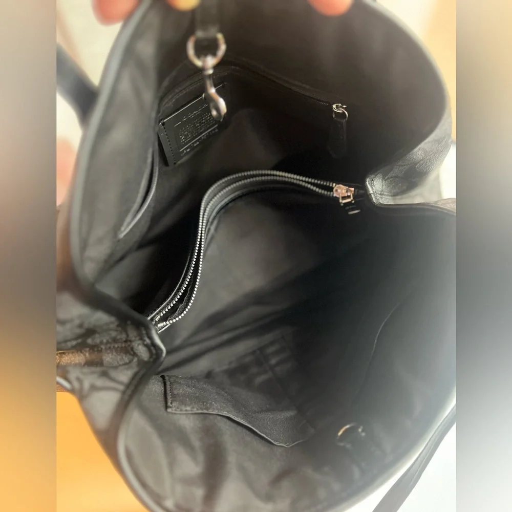 Coach F57842 Signature Drawstring Carryall Shoulder Bag